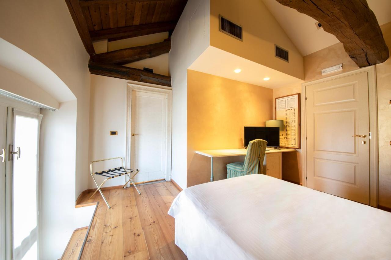 Hotel Parco Borromeo - Monza Brianza Cesano Maderno Exterior photo