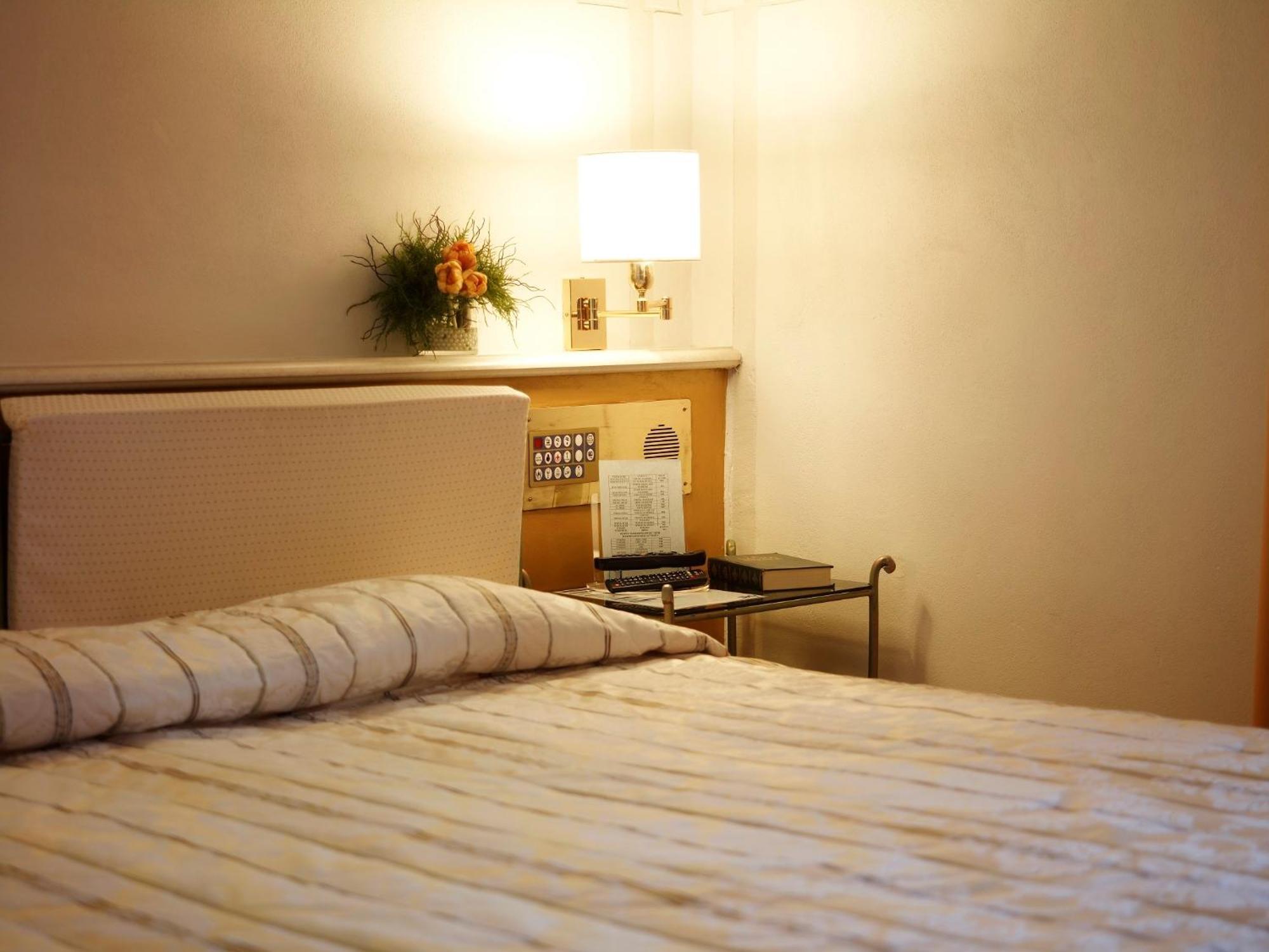 Hotel Parco Borromeo - Monza Brianza Cesano Maderno Room photo